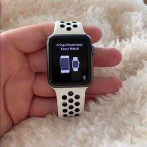 Apple Watch Series 1 (42mm) Space Gray